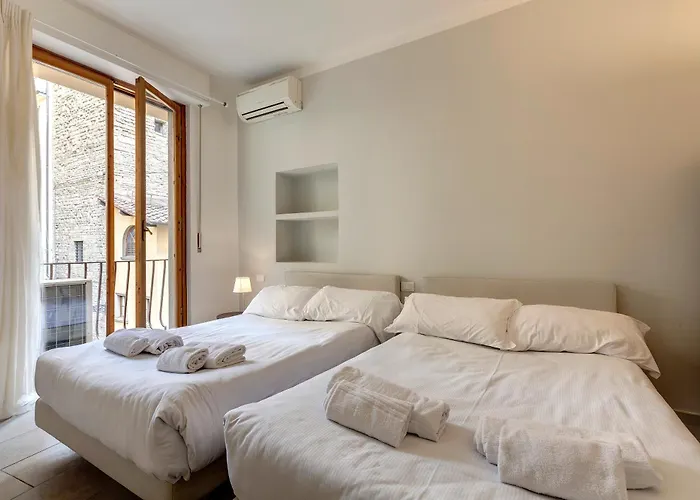 Mamo Florence - Santo Stefano Apartment